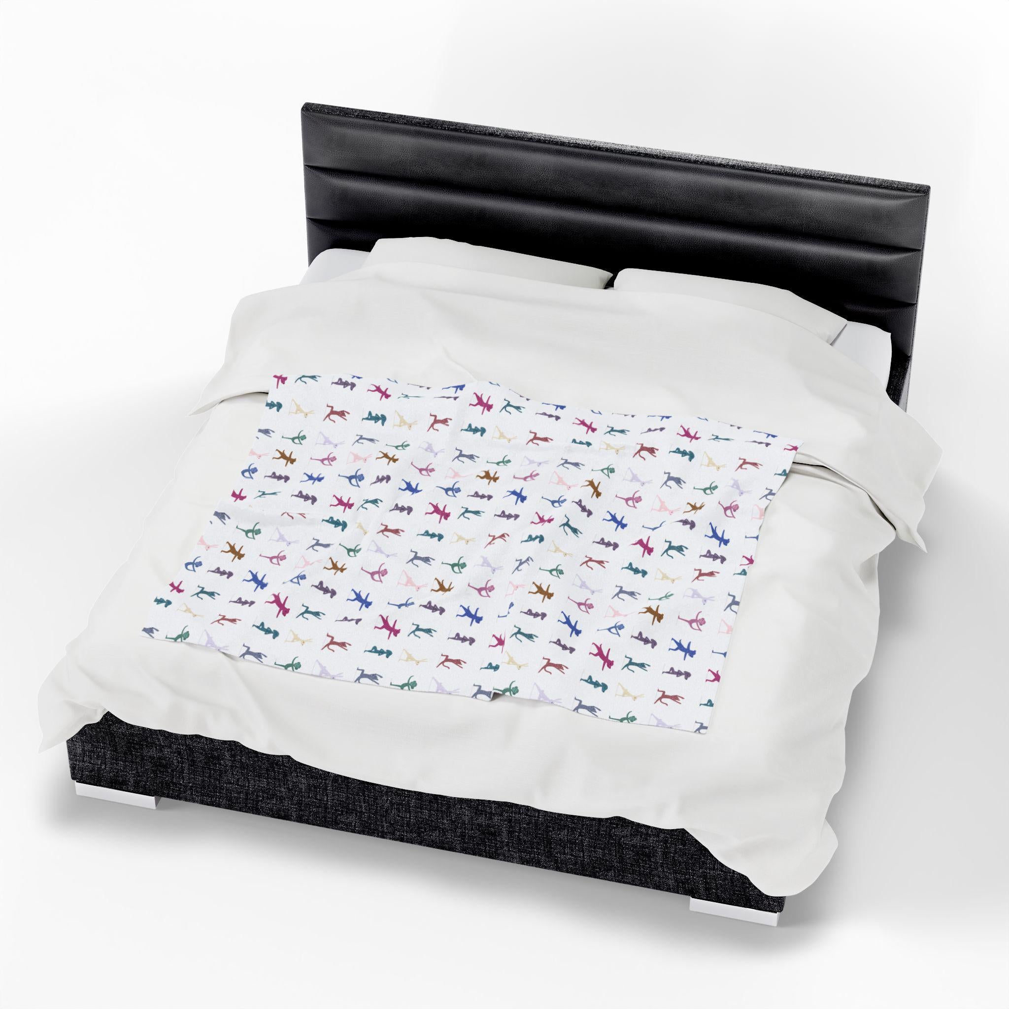 Colorful Playful Yoga Animal Pattern Blanket | Velveteen Plush Blanket