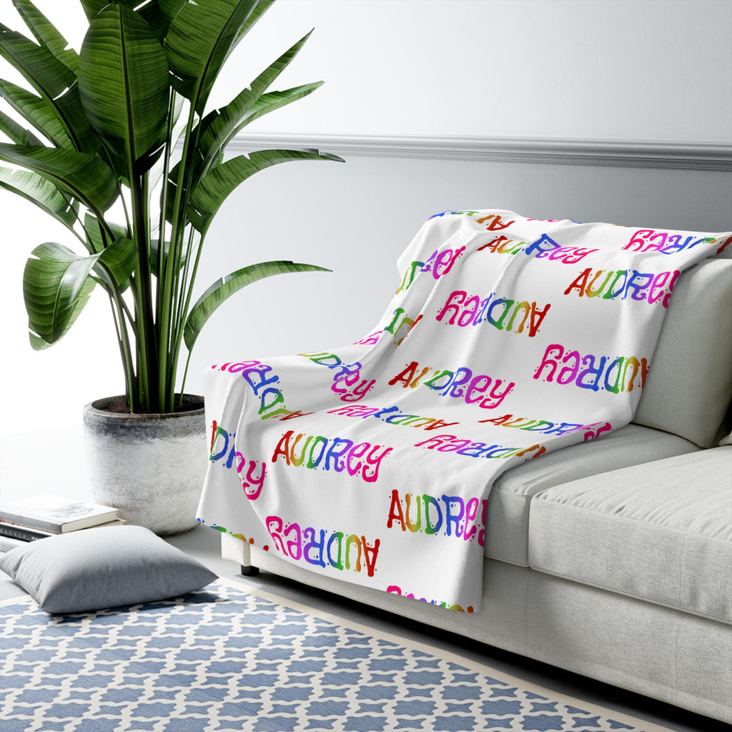Personalized Sherpa Fleece Blanket: Custom Name, Cozy Home Decor