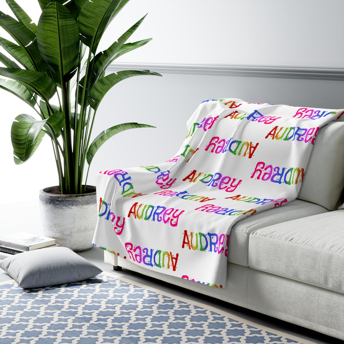 Personalized Sherpa Fleece Blanket: Custom Name, Cozy Home Decor