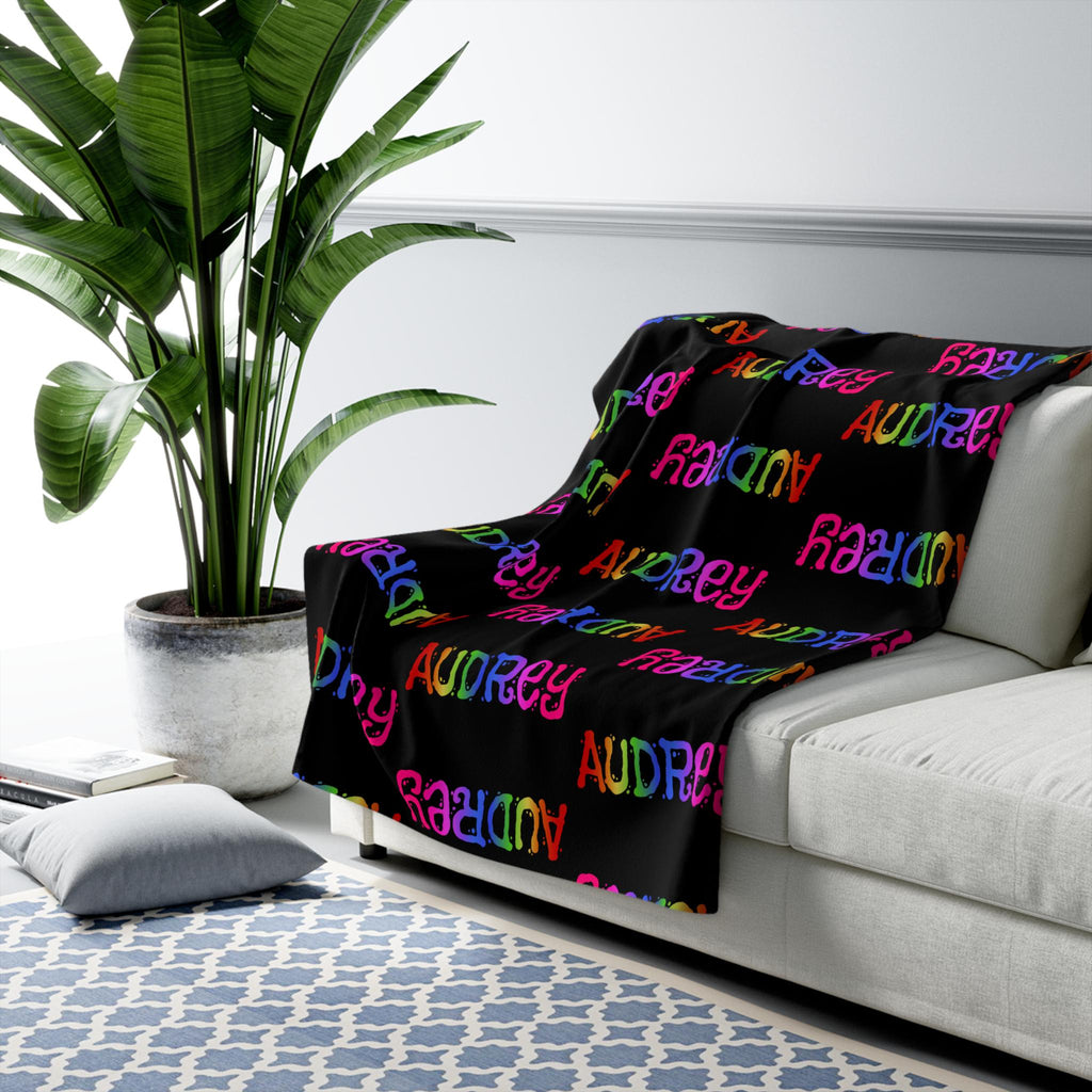 Personalized Sherpa Fleece Blanket: Custom Name, Cozy Home Decor